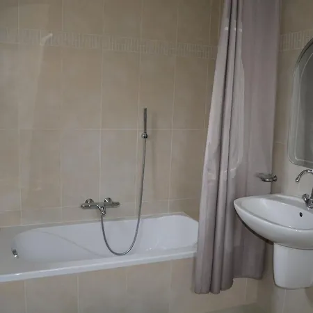 Faiza La Garonnette-Plage