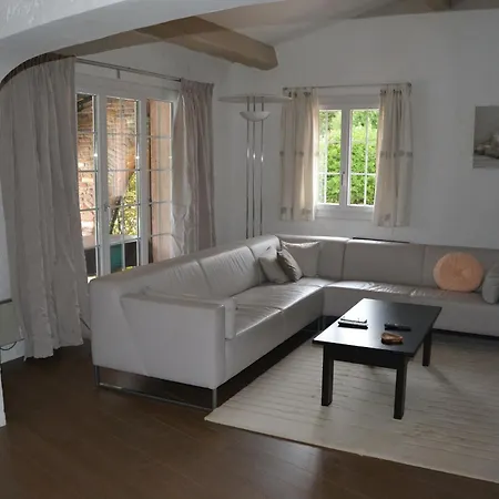 Faiza Villa *